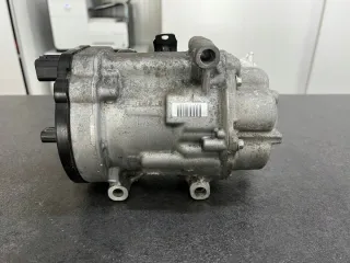 042400-0240 Компрессор кондиционера Toyota Prius 4 Арт e9601685, вид 3