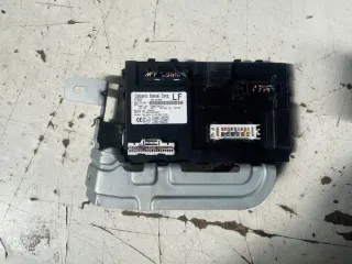 284B13NL1A Блок предохранителей Nissan Leaf 1 Арт e9610504, вид 1