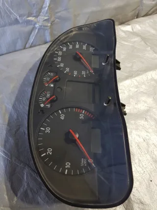 3B0919861K Щиток приборов (приборная панель) Volkswagen Passat B5 Арт e9619907, вид 2