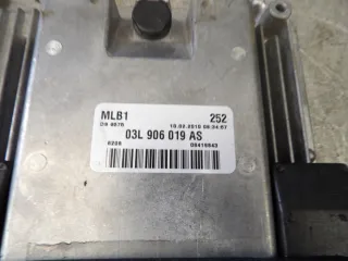 03L906019AS 8K0907352A Блок управления двигателем Audi Q5 1 Арт e9621278, вид 4