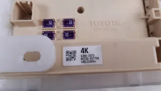 89221-42130 89221-42130, 82730-42770 Блок предохранителей Toyota Rav 4 4 Арт e9659680, вид 3