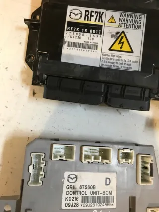 RF7K18881T ,275800-6595 Блок управления двигателем Mazda 2 DY Арт e9742888, вид 2