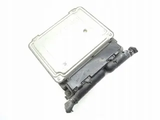 03L906018RC Блок управления двигателем Audi Q3 1 Арт e9749961, вид 2