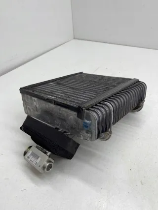 7H2820101C 7L0820679C Радиатор кондиционера Audi Q7 4L Арт e9763310, вид 6