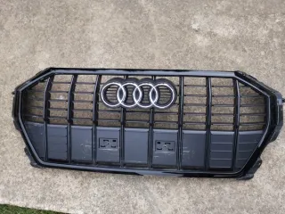 83A853651E Решетка радиатора Audi Q3 1 Арт e9773893, вид 1
