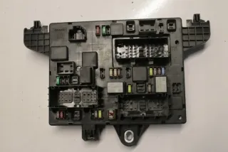 13302301 Блок предохранителей Opel Astra J Арт e9792873, вид 3