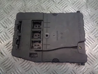 8200780021 Блок предохранителей Renault Scenic 2 Арт e9806373, вид 2