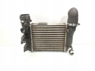 8E0145805N Интеркулер Audi A4 B7 Арт e9815870, вид 1