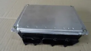 8D0907558B Блок управления двигателем Volkswagen Passat B5 Арт e9820721, вид 4
