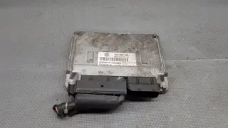 03E906033L Блок управления двигателем Volkswagen Polo 4 Арт e9820778, вид 1