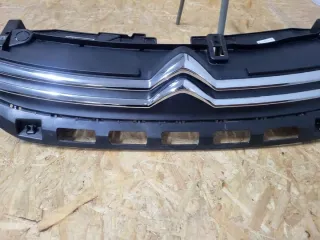 9812063477 Решетка радиатора Citroen C3 3 Арт e9821256, вид 5