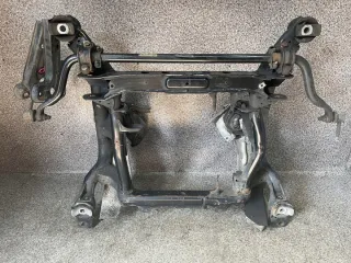 A2512403117 2512403117 Балка подвески передняя (подрамник) Mercedes ML W164 Арт e9849794, вид 5