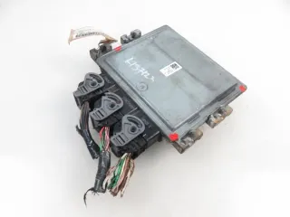 S122326133A Блок управления двигателем Renault Laguna 3 Арт e9853239, вид 2