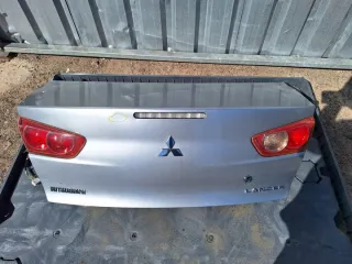  Крышка багажника (дверь 3-5) Mitsubishi Lancer 8 Арт e9962517, вид 3
