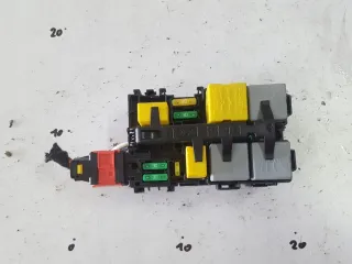  9806192580 Блок предохранителей Citroen C4 2 Арт e9974768, вид 1