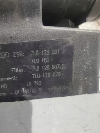 7l8128601j Корпус воздушного фильтра Audi Q7 4L Арт e10021796, вид 3