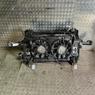  Передняя панель крепления облицовки (телевизор) Audi Q7 4M Арт e10028415, вид 4