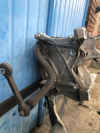 8W0399295E 8W0399296E 8W2399347F Балка подвески передняя (подрамник) Audi A4 B9 Арт e10051090, вид 5