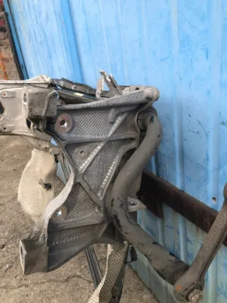 8W0399295E 8W0399296E 8W2399347F Балка подвески передняя (подрамник) Audi A4 B9 Арт e10051090, вид 7