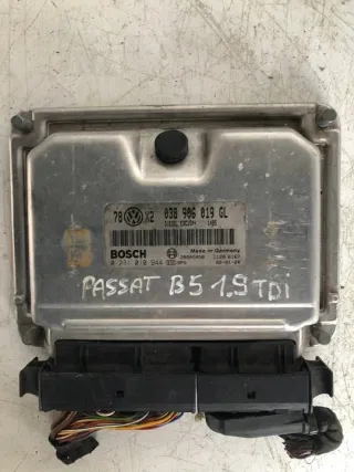 0281010944 Блок управления двигателем Volkswagen Passat B5 Арт e10057008, вид 2