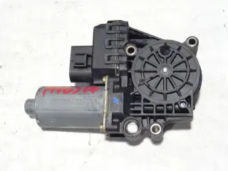 0130821786 Моторчик стеклоподъемника Audi A4 B5 Арт e10058759, вид 1