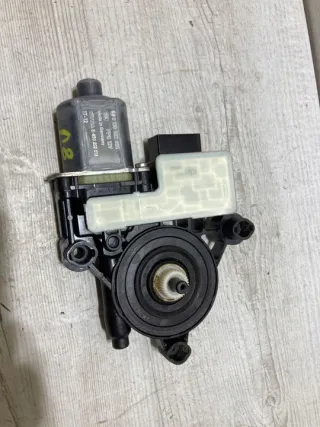 5Q0959811D Моторчик стеклоподъемника Audi A3 8V Арт e10058959, вид 2