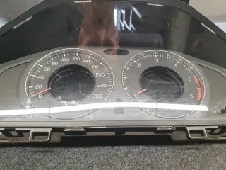 31270899AA 31270899 Щиток приборов (приборная панель) Volvo S60 3 Арт e10069227, вид 4