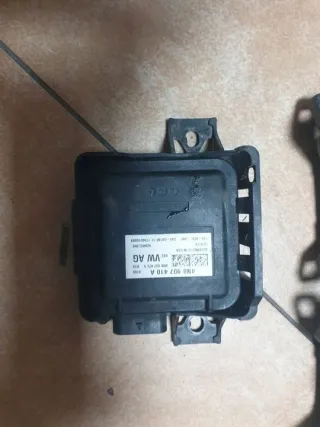 4N0907410A Блок предохранителей Audi A4 B9 Арт e10096778, вид 1