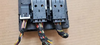8W0907063CC 8W0907063BC F005V01923 Блок предохранителей Audi A4 B9 Арт e10114257, вид 3
