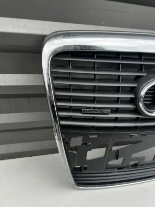 4f0853651 Решетка радиатора Audi A6 C6 (S6,RS6) Арт e10117933, вид 2