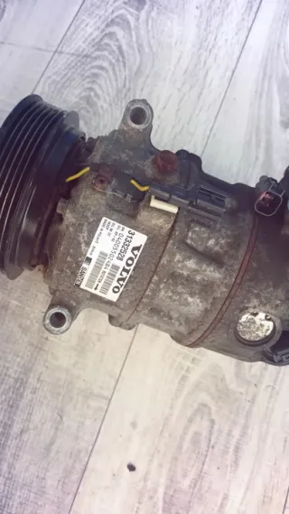 31332528 Компрессор кондиционера Volvo V60 1 Арт e10129989, вид 2