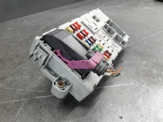 46774357 Блок предохранителей Fiat Punto 2 Арт e10146315, вид 3