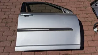  Дверь передняя правая Suzuki Swift 4 Арт e10194965, вид 1
