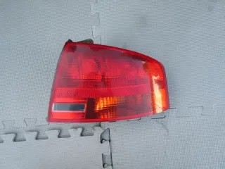  Фонарь задний правый Audi A4 B7 Арт e10203267, вид 1