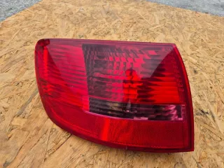 4F9946095 4F9946095B Фонарь задний левый Audi A6 C6 (S6,RS6) Арт e10204650