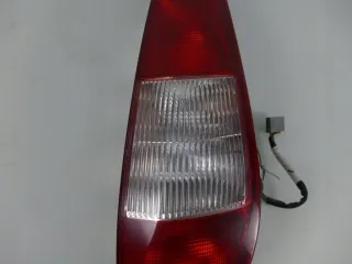 1S71-13404-C Фонарь задний правый Ford Mondeo 3 Арт e10212426, вид 3