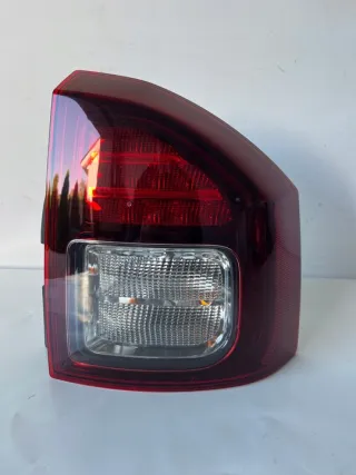 05272926AA Фонарь задний правый Jeep Compass 1 restailing Арт e10214587