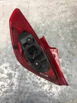 13186351 Фонарь задний правый Opel Corsa D Арт e10223205, вид 3