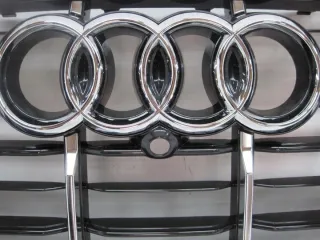  Решетка радиатора Audi Q7 4M Арт e10229252, вид 4