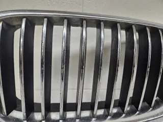 Решетка радиатора BMW 5 F10/F11/GT F07 2009г.  - Фото 2