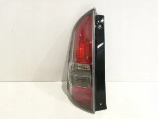 22051763 Фонарь задний правый Subaru Justy 4 Арт e10236765, вид 1