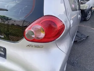  Фонарь задний правый Toyota Aygo 1 Арт e10237637, вид 1