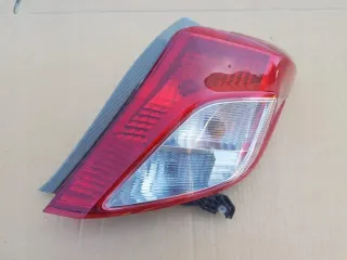 2011-2014 Фонарь задний правый Toyota Yaris 3 Арт e10237939, вид 1