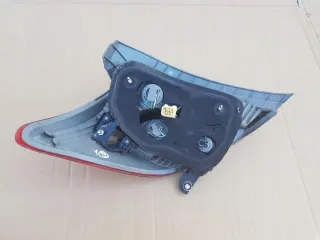 2011-2014 Фонарь задний правый Toyota Yaris 3 Арт e10237939, вид 5