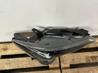 KB8N-51030K Фара правая Mazda 2 DE Арт e10276093, вид 4
