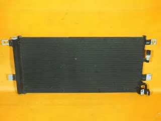 8W0816411C 8w0816411c Радиатор кондиционера Audi A4 B9 Арт e10330008, вид 1