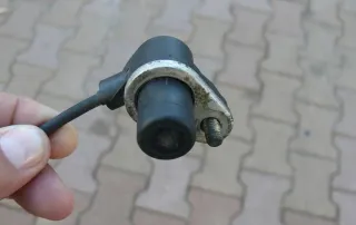 077905381F 0261210191 Датчик коленвала Audi A6 C5 (S6,RS6) Арт e10330475, вид 5