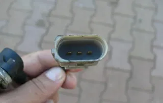 077905381F 0261210191 Датчик коленвала Audi A6 C5 (S6,RS6) Арт e10330475, вид 6