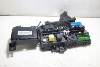 0263004164 13228779 Блок предохранителей Opel Astra H Арт e10372086, вид 2