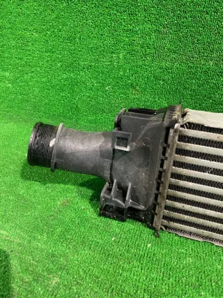 8W0145805AD Интеркулер Audi A4 B9 Арт e10372510, вид 2